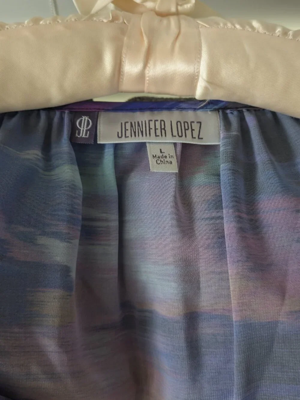 Jennifer Lopez Multi Color Shell - Picture 4 of 4